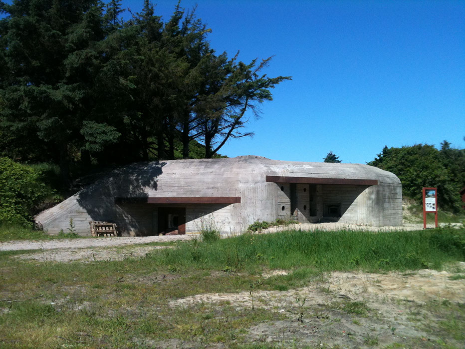 Bunker for Panserværnskanon i Løkken som den ser ud i dag